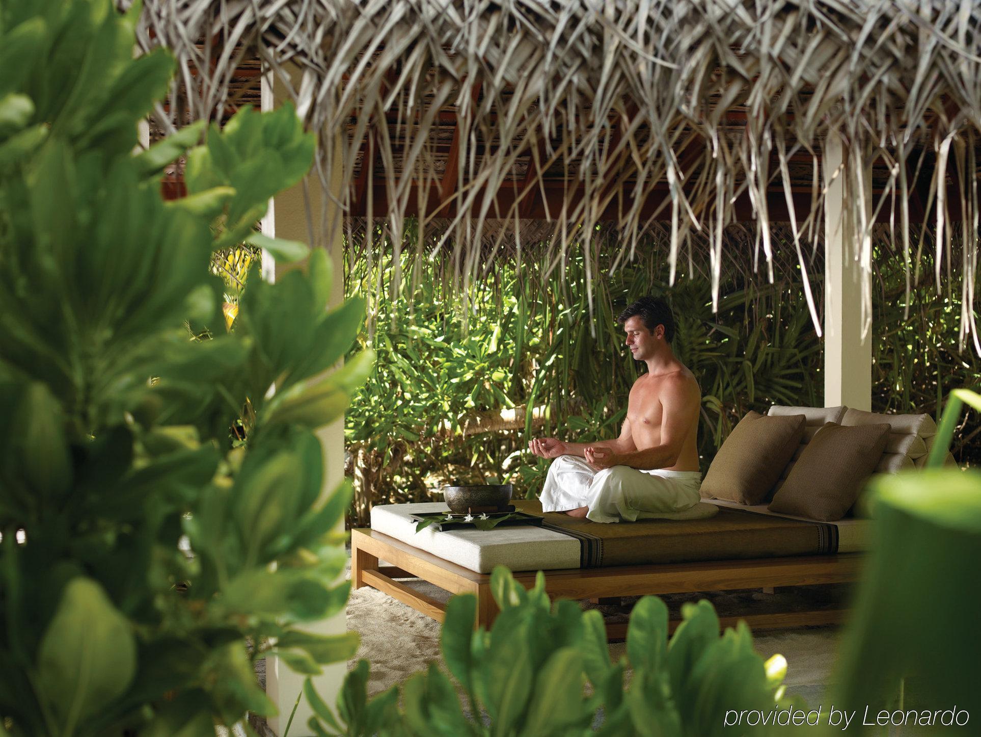 Four Seasons Resort Maldives At Landaa Giraavaru Kamadhoo Bagian luar foto